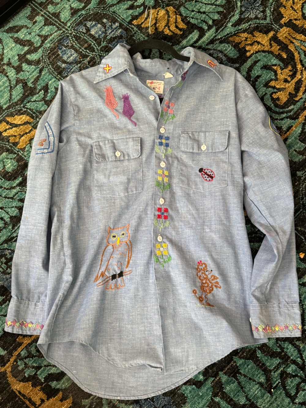 Rare vintage hand embroidered “Big Mac” western button down